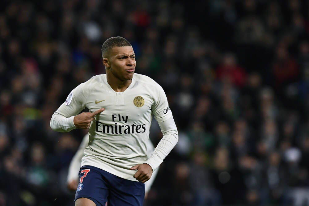 特朗普签署法案 结束政府停摆